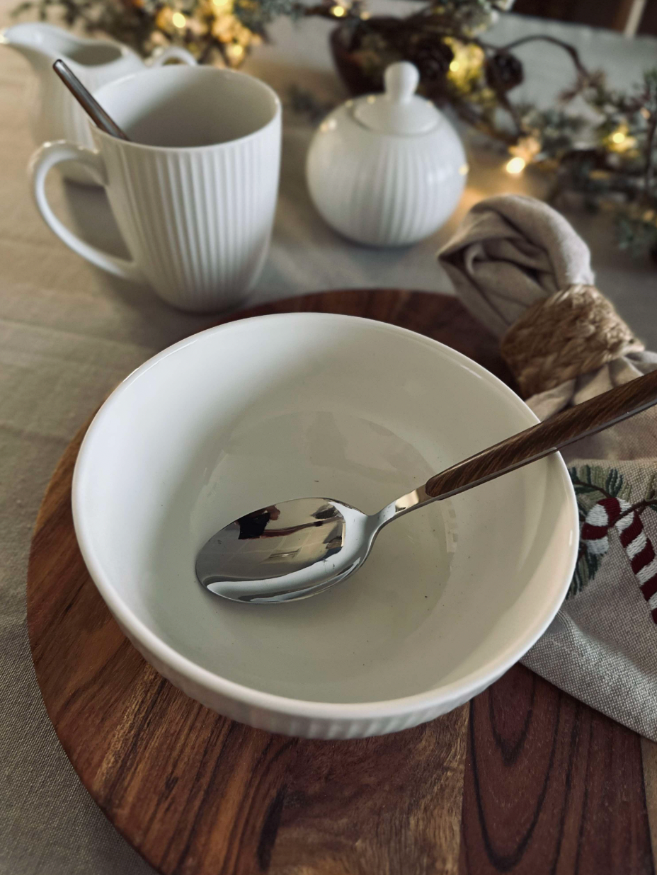 Riflet porcelæn til 4 personer - 16 dele