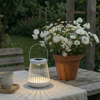 Lanterne med solceller - Hvid metal