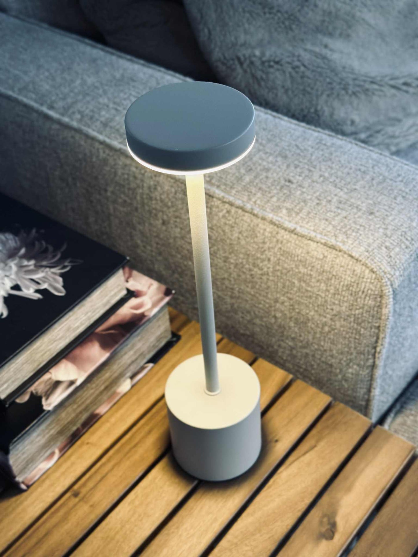 LED bordlampe KELLY Creme - genopladelig