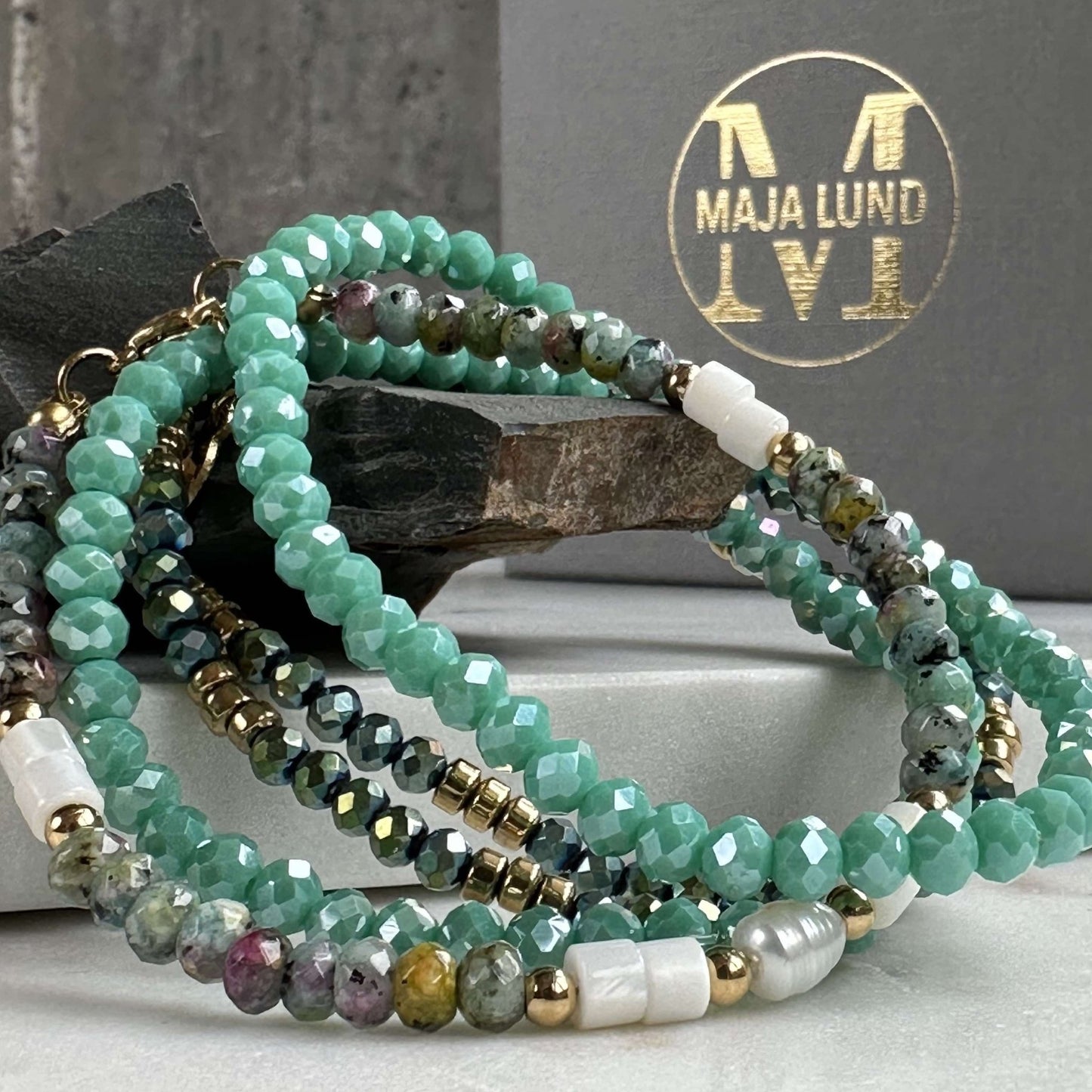 Armbånd MICHELLE Aqua - Sæt med 5 armbånd - VIAMAJA.DK