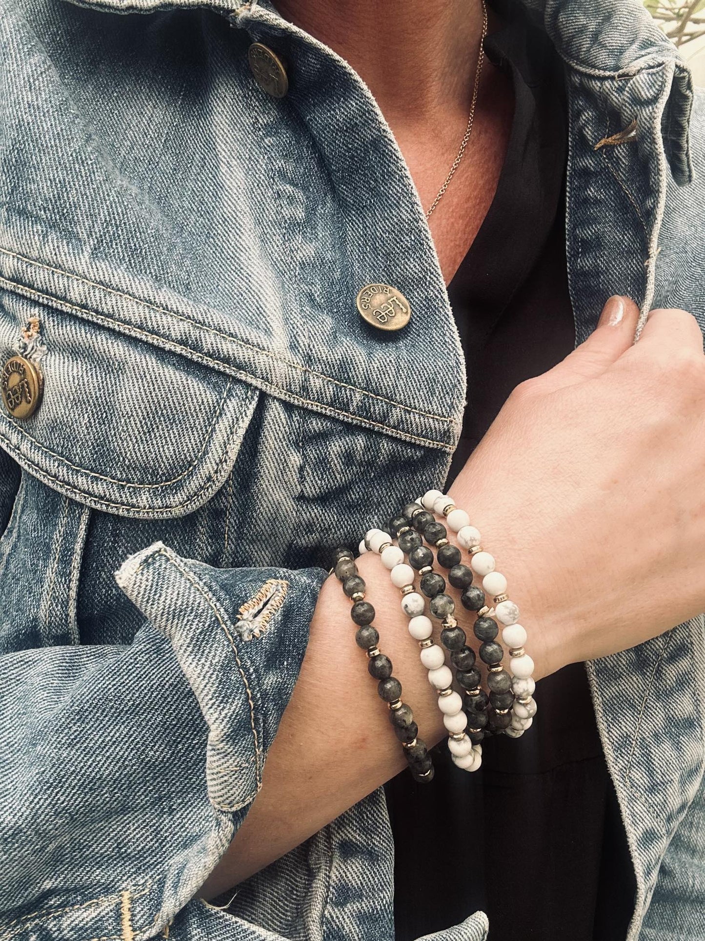 Armbånd Mollie – Black stone - VIAMAJA.DK