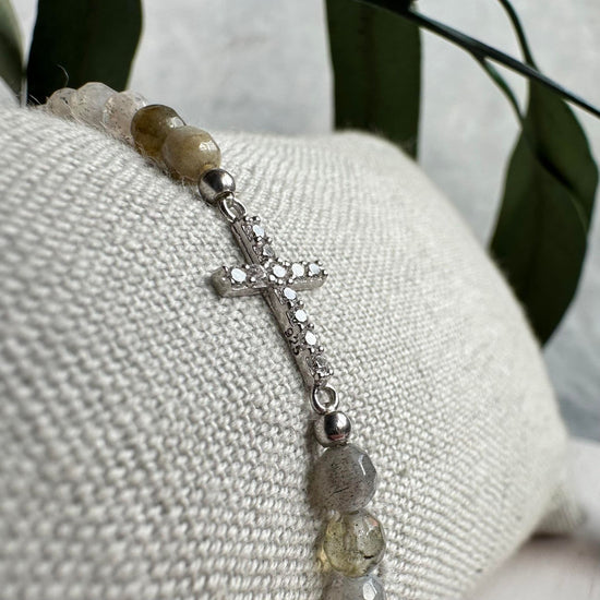 Armbånd Nikki labodorite - Sterling silver kors - VIAMAJA.DK