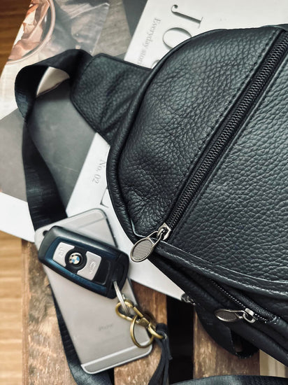 Bodybag Black leather - VIAMAJA