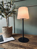 Bordlampe med solceller og genopladelig funktion