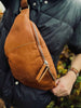 Bumbag i cognac bøffelskind