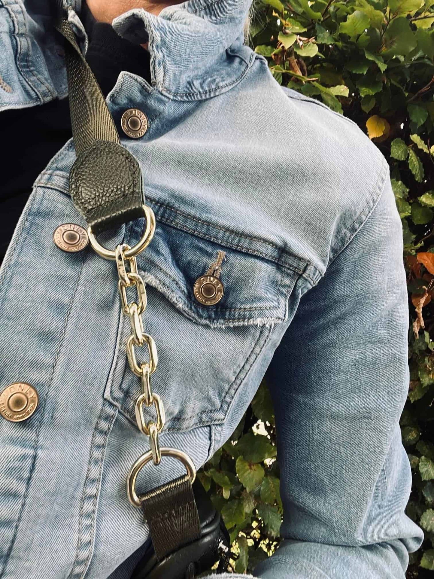 Bumbag MAY - Dark green med Guld - VIAMAJA.DK