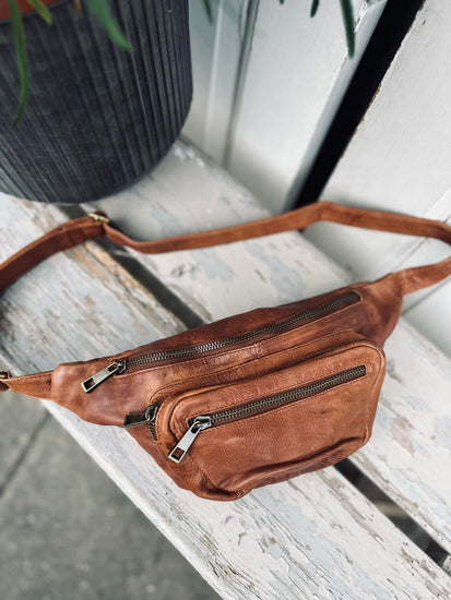 Bumbag SOLO - Walnut - VIAMAJA.DK