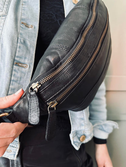 Bumbag washed cow – Black - VIAMAJA.DK