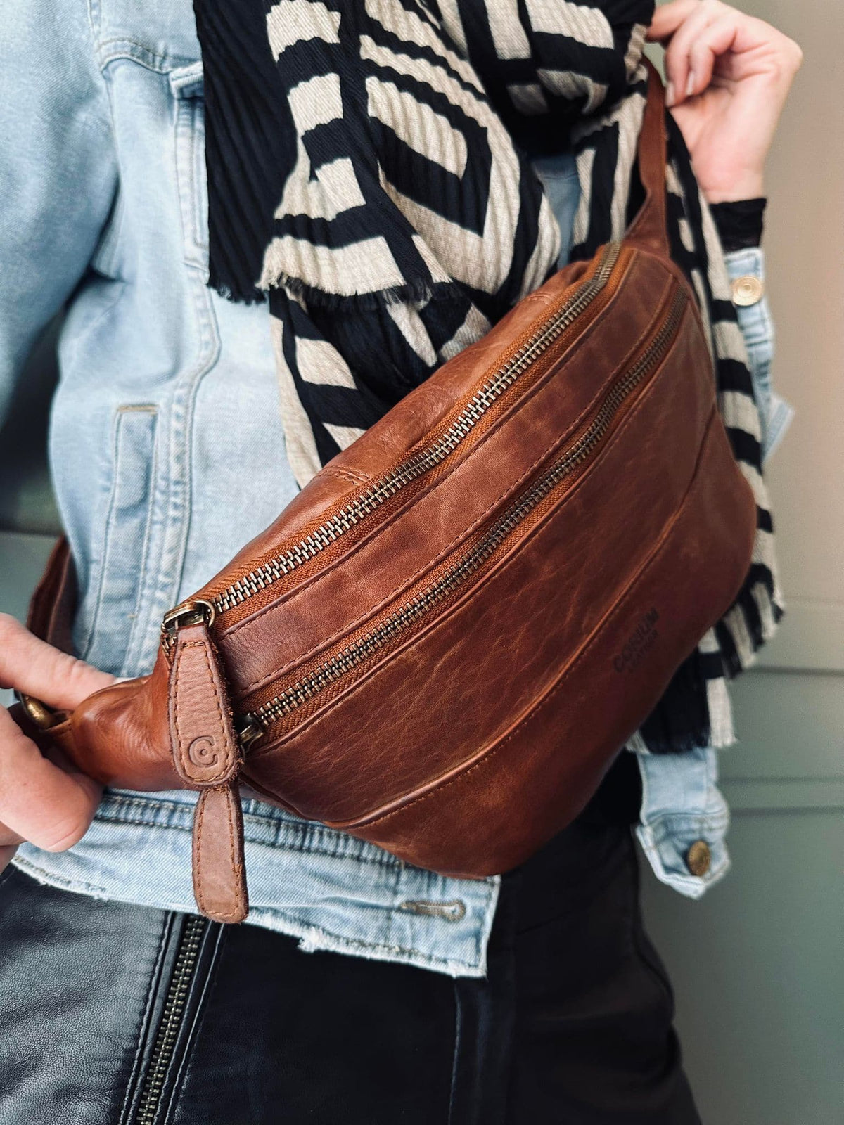 Bumbag washed cow – Cognac - VIAMAJA.DK