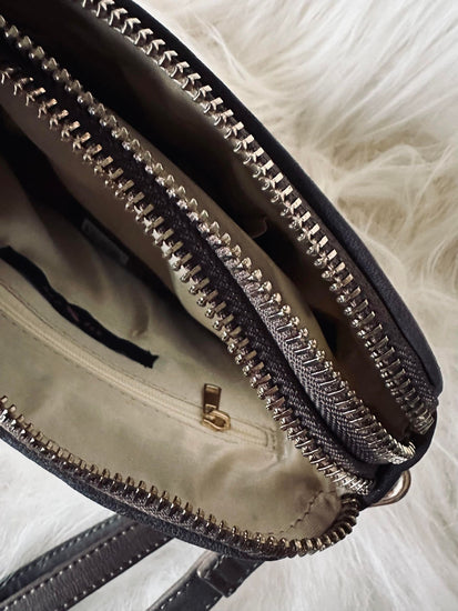 Crossbody clutch ALICE Taupe - Taskerem medfølger - VIAMAJA.DK