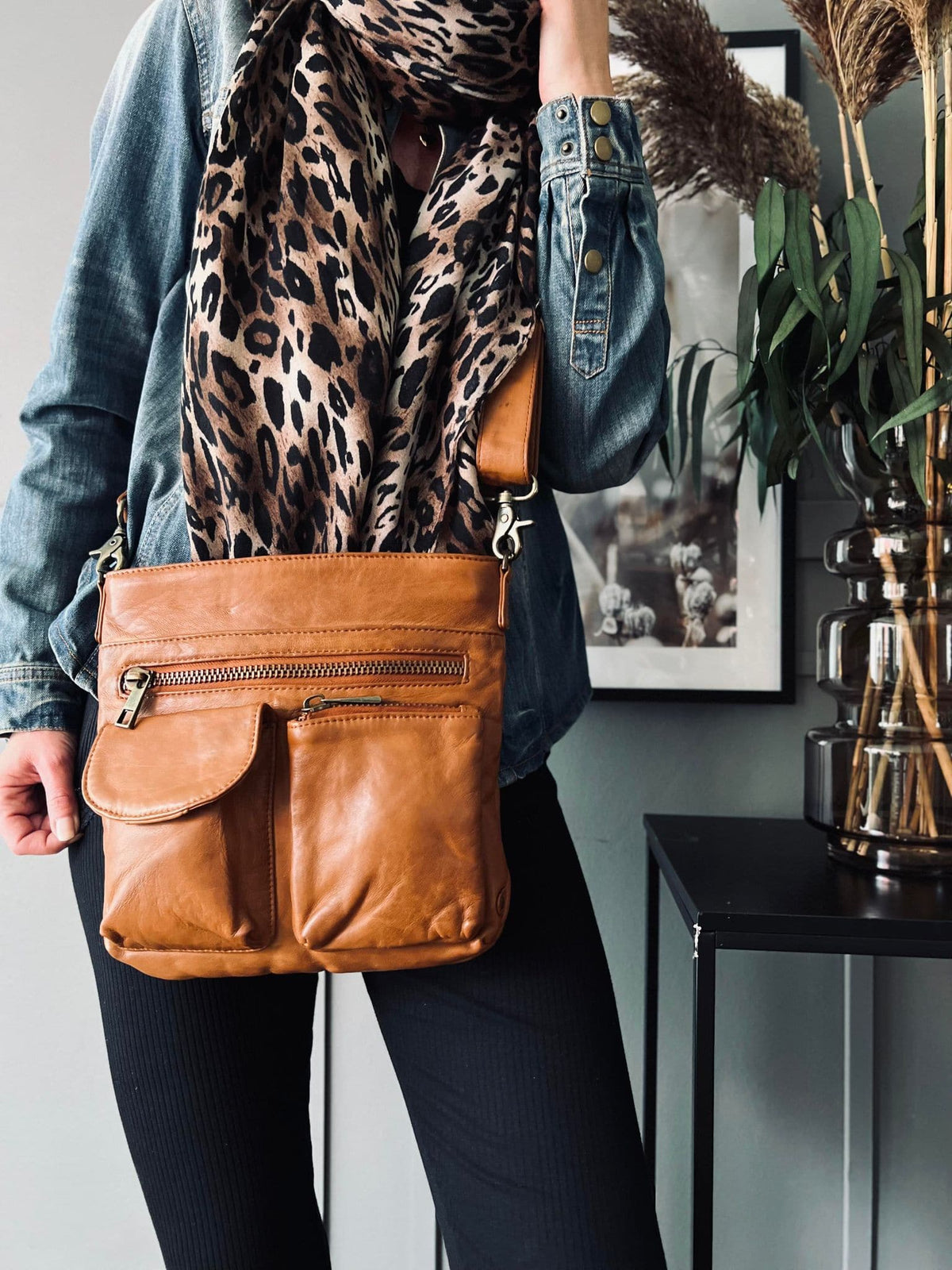 Crossbody COGNAC - Ultra blød - VIAMAJA.DK