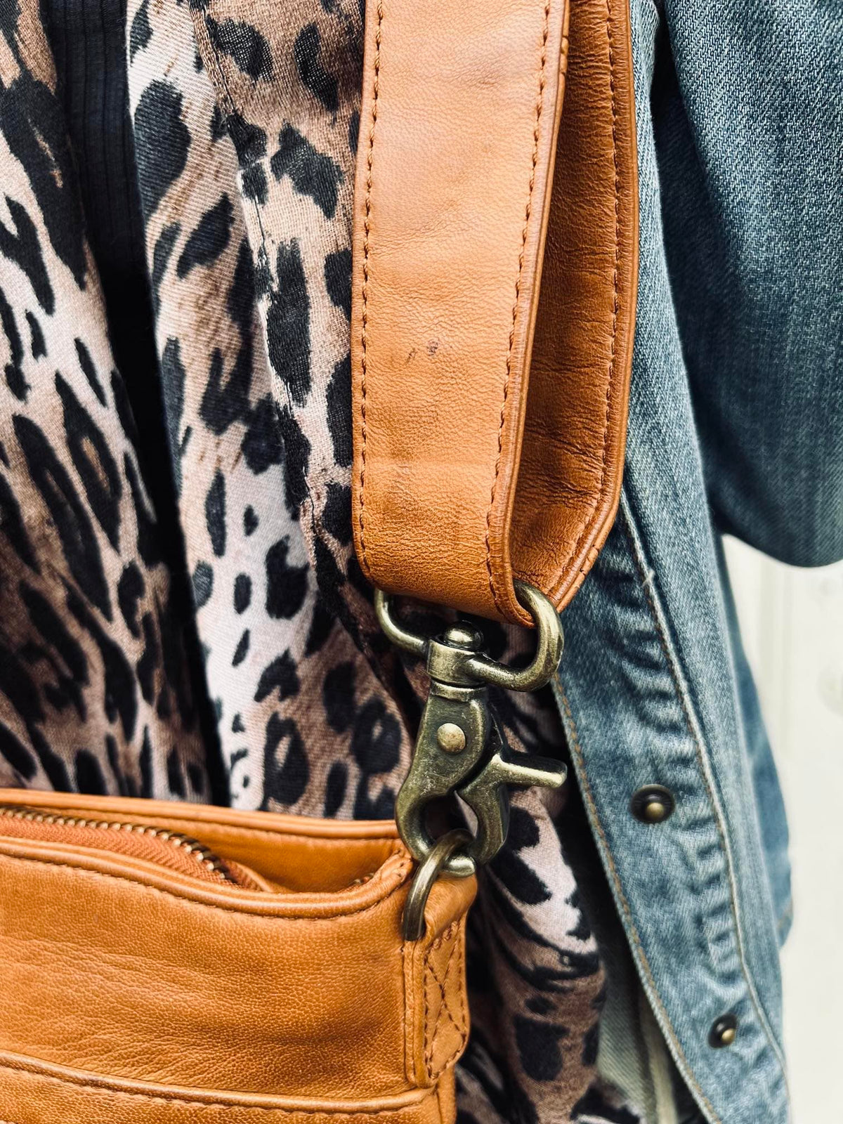 Crossbody COGNAC - Ultra blød - VIAMAJA.DK