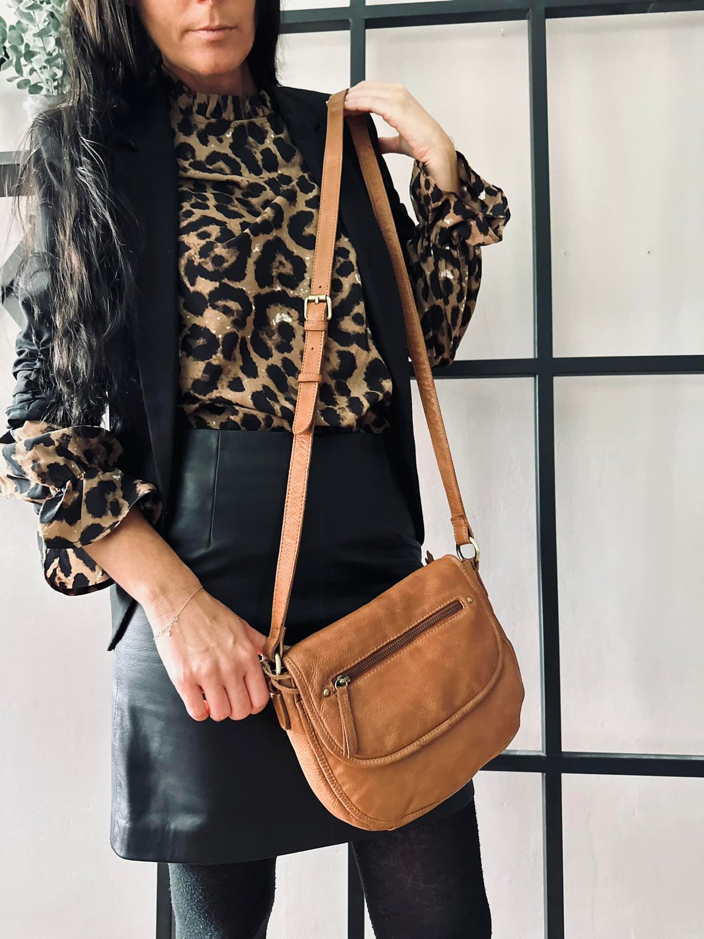 Crossbody Emily Raw Boheme – Cognac - VIAMAJA