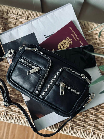 Crossbody Geneva – Black / silver - VIAMAJA.DK