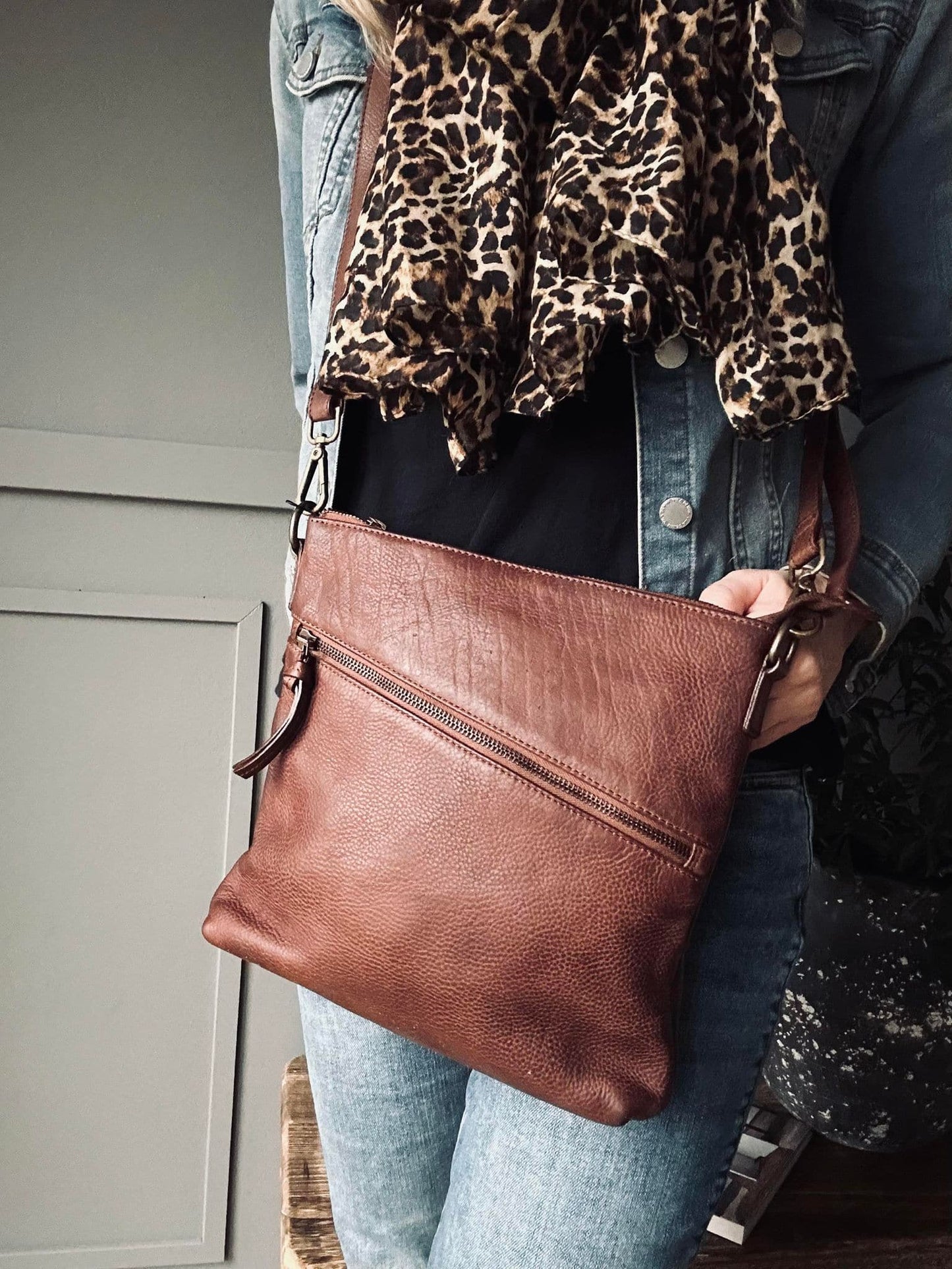 Crossover Annie Dark cognac - Washed cow - VIAMAJA.DK