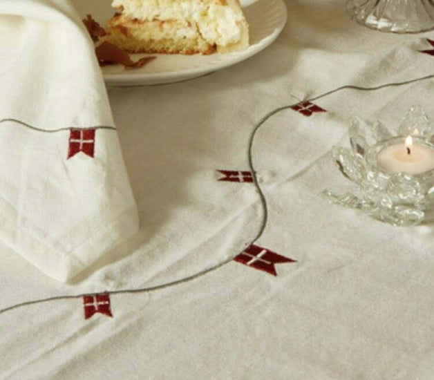 Dug med flag - hørmix 140x360cm - VIAMAJA.DK