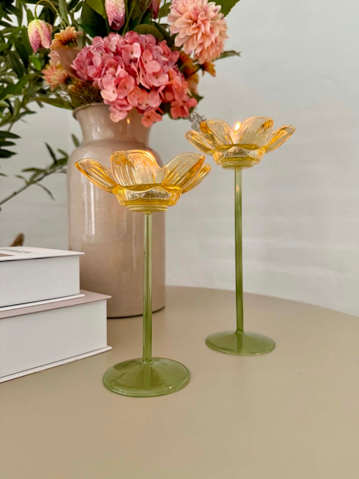 Lysestage blomst - Gul