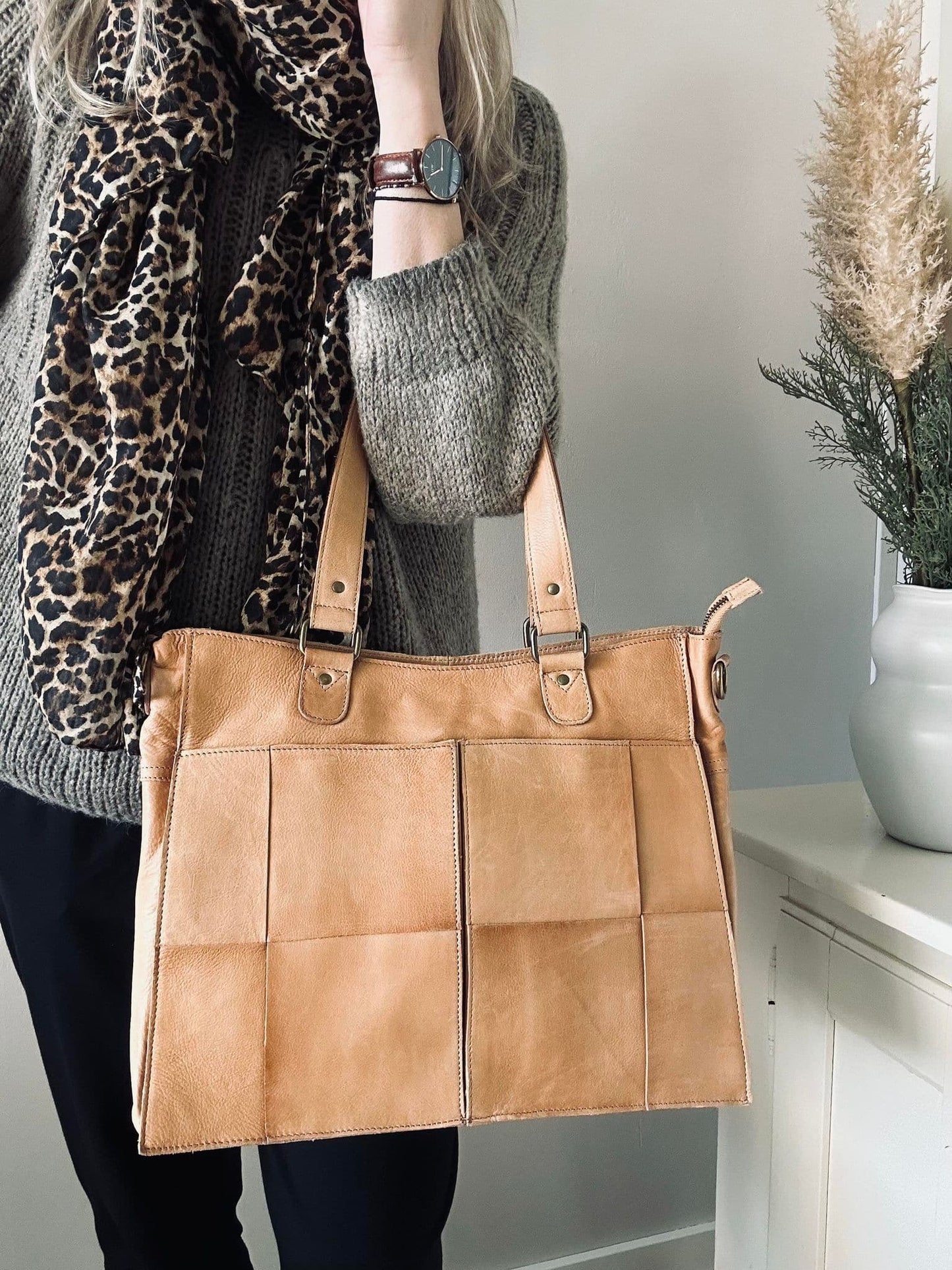 Elegant arbejdstaske / shopper – Sand - VIAMAJA.DK