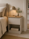 Natbord - Hickory / cashmere med 1 skuffe