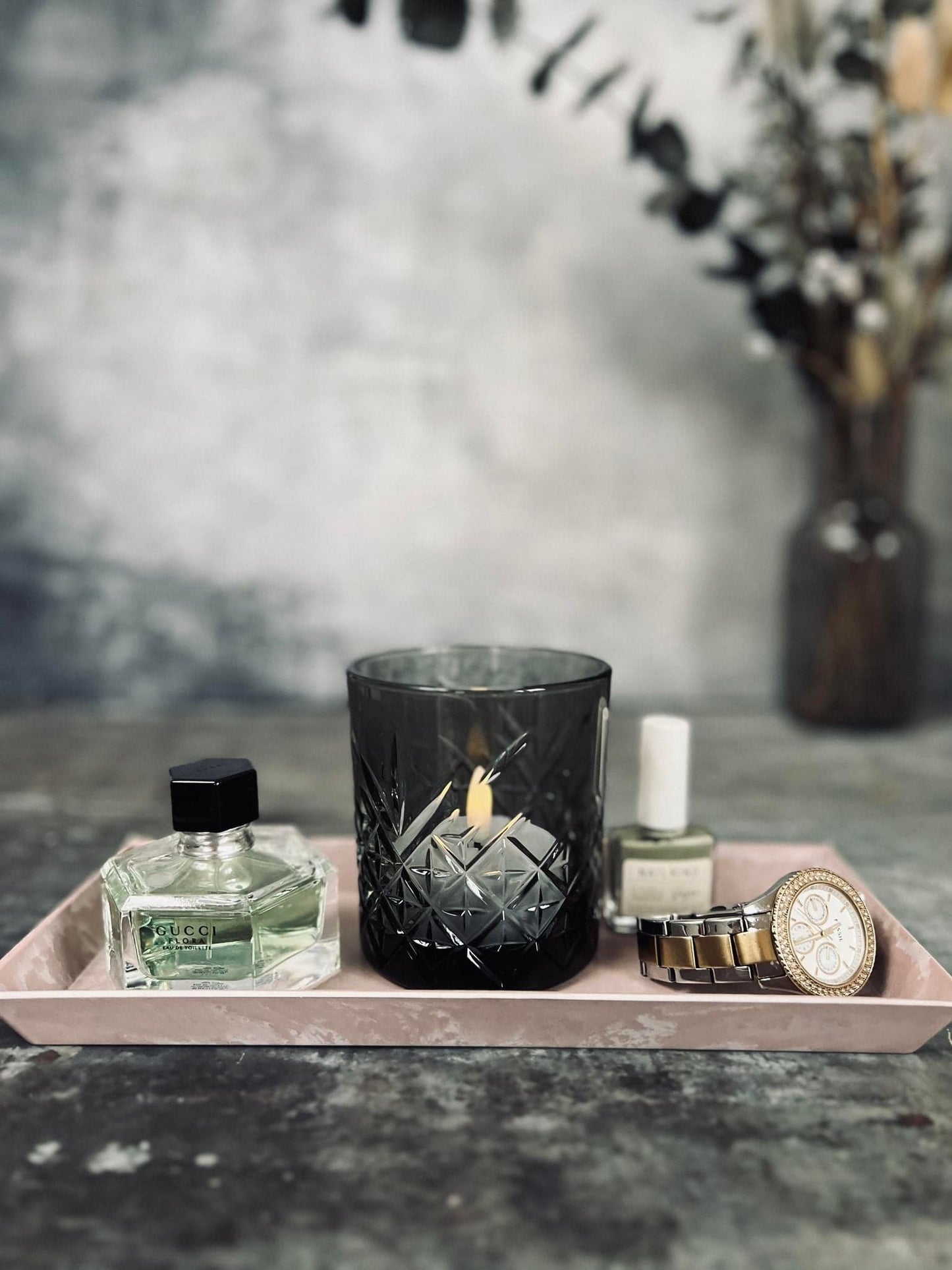 Fad i Rosa beton look - Aflang firkantet - VIAMAJA.DK