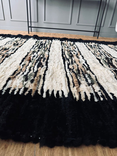 Gulvtæppe i lammeskind - VIAMAJA.DK