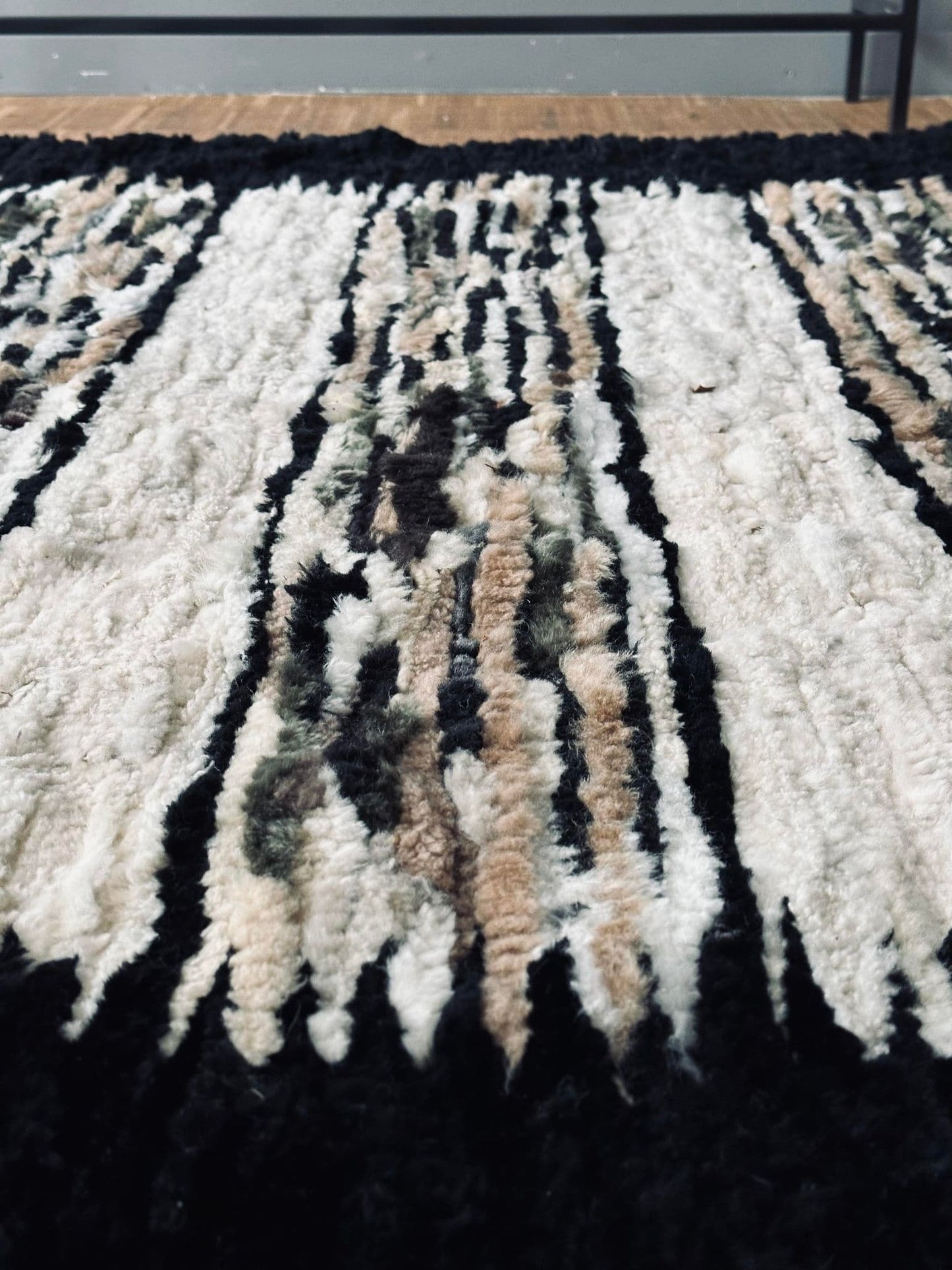 Gulvtæppe i lammeskind - VIAMAJA.DK