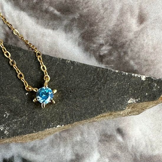 Halskæde Gia - Forgyldt sterling sølv m. Zirkon - VIAMAJA.DK