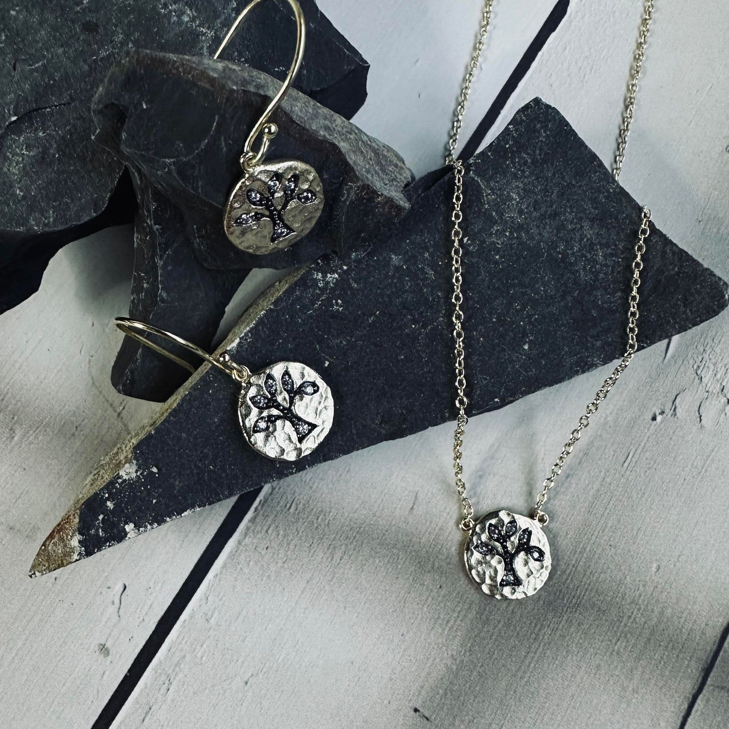 Halskæde Livets træ - forgyldt - VIAMAJA.DK