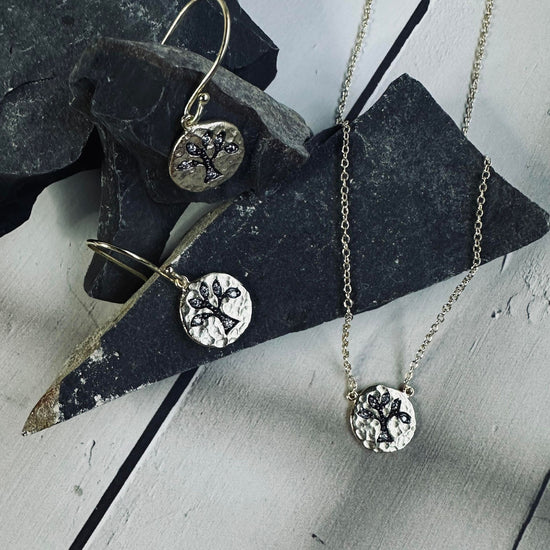 Halskæde Livets træ - forgyldt - VIAMAJA.DK