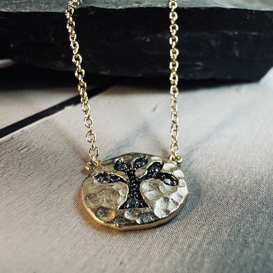 Halskæde Livets træ - forgyldt - VIAMAJA.DK