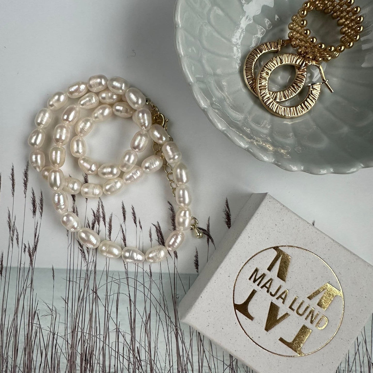 Halskæde Tinka m. Råhvide ferskvandsperler - VIAMAJA.DK