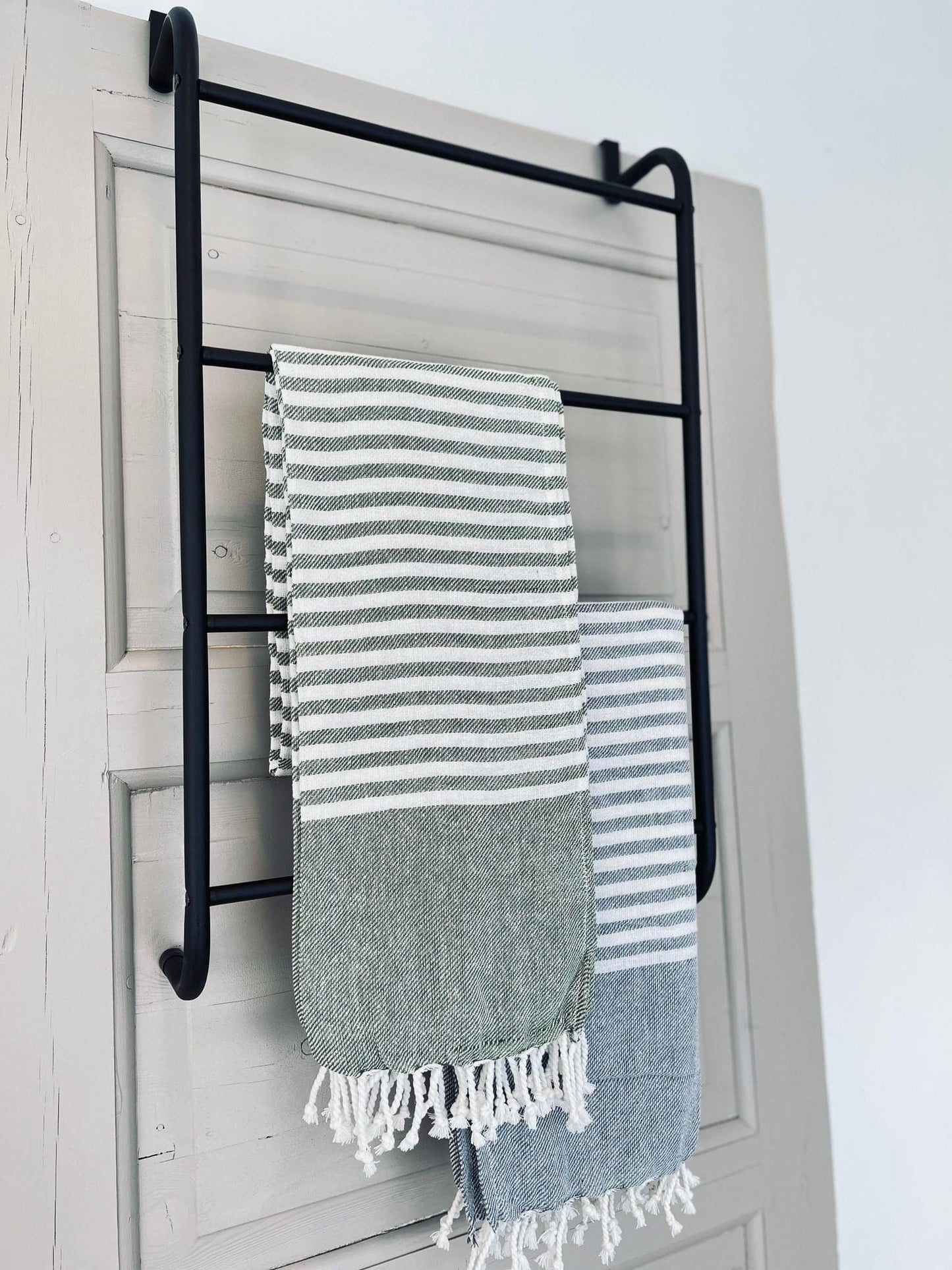 Håndklædeholder - Ophæng til dør - VIAMAJA.DK