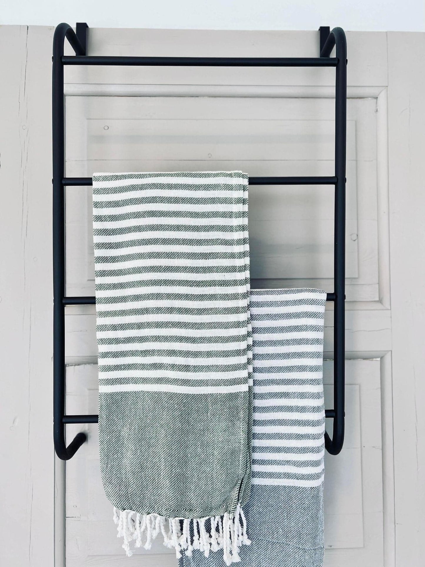 Håndklædeholder - Ophæng til dør - VIAMAJA.DK