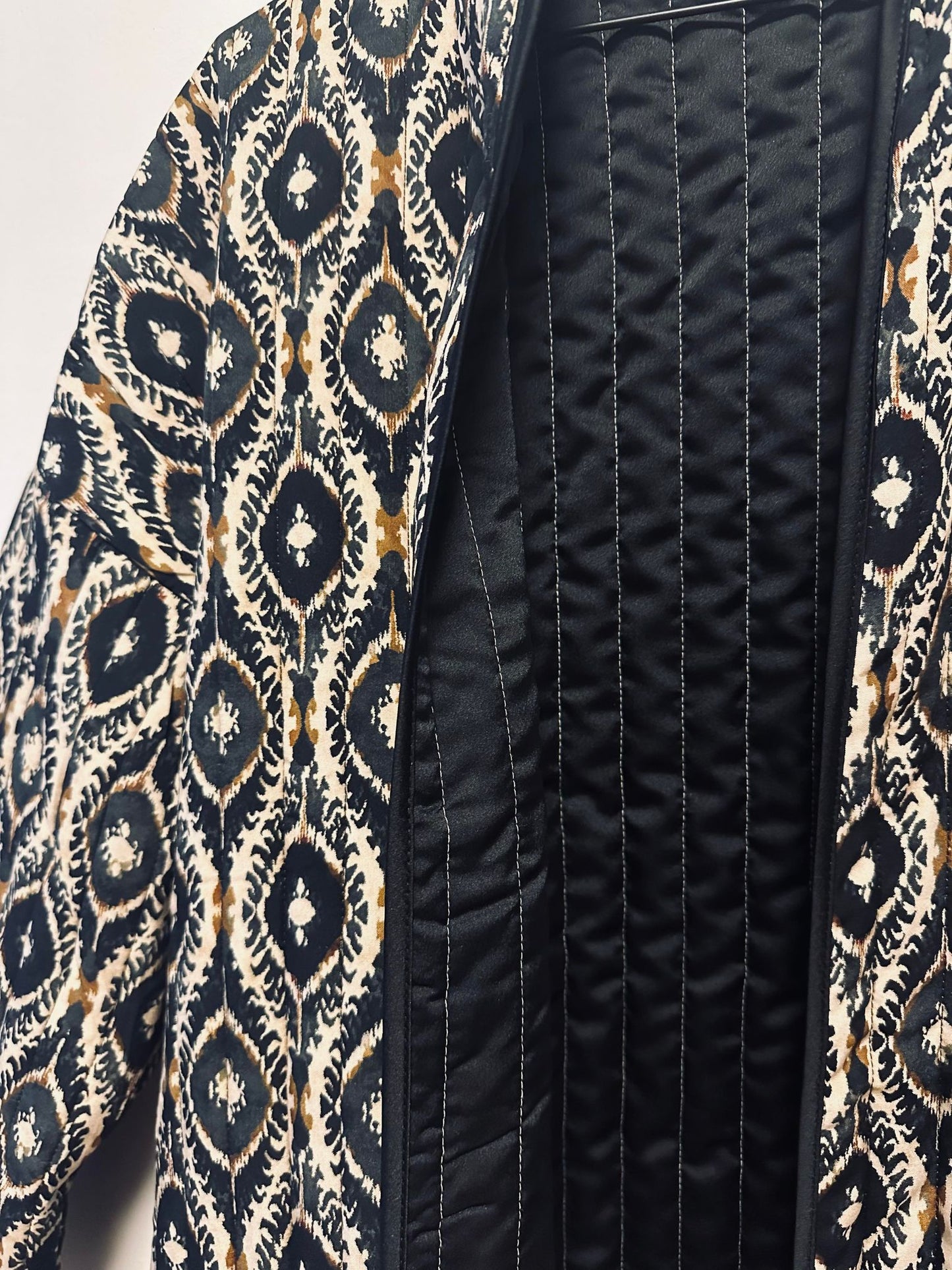 Jakke Quilt sort - VIAMAJA.DK