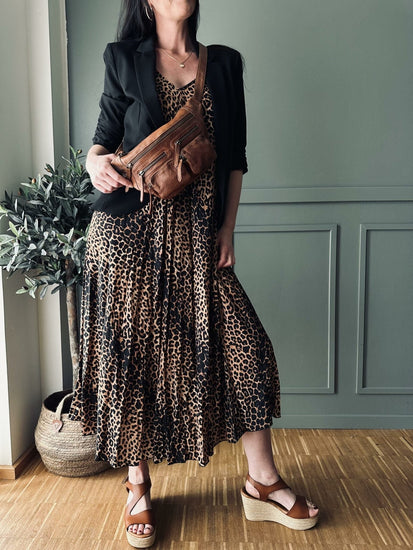 Kjole i loose fit – Leopard - VIAMAJA.DK