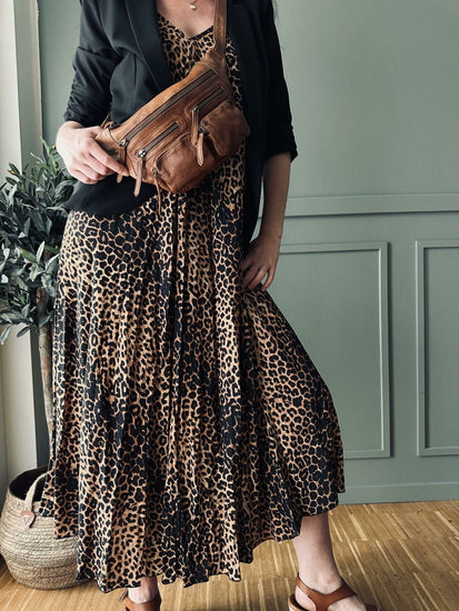 Kjole i loose fit – Leopard - VIAMAJA.DK