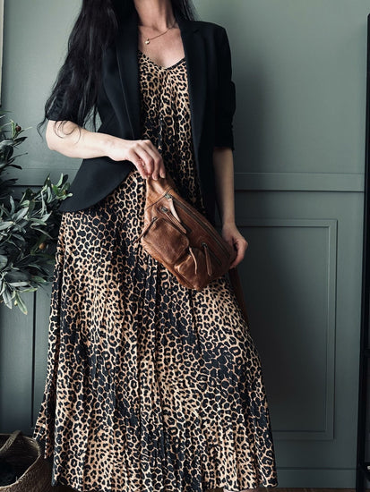 Kjole i loose fit – Leopard - VIAMAJA.DK