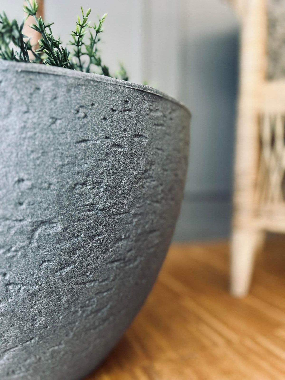 Krukke i plast - LYS STONE - Inde og ude - VIAMAJA.DK