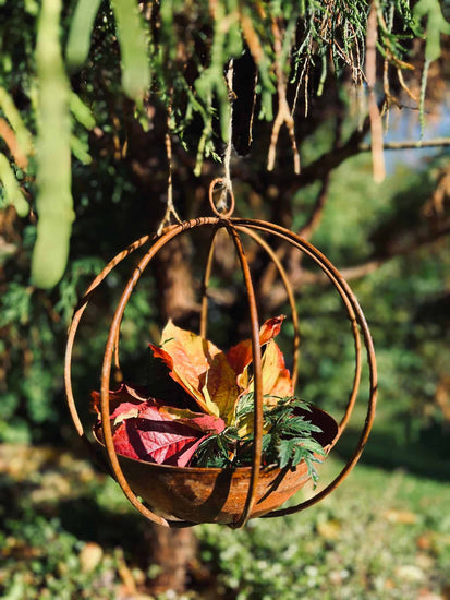 Kugle ophæng med skål - VIAMAJA.DK