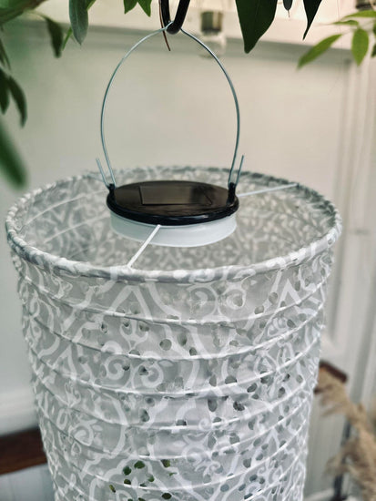 Lampe cylinder med solceller - SUMMER WHITE - VIAMAJA.DK