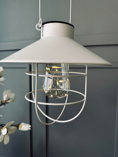Lampe med solceller - White factory - VIAMAJA.DK
