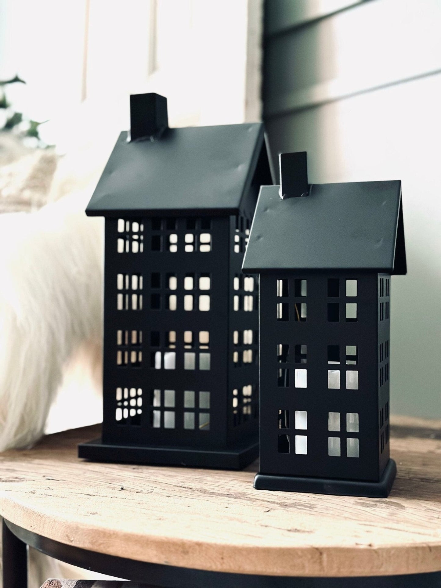 Lanterne hus m. Solceller – Lille - VIAMAJA.DK