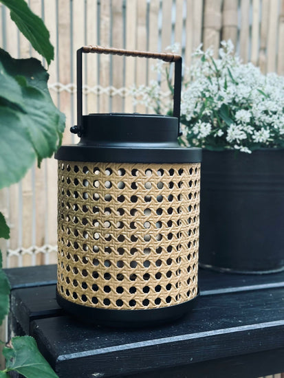 Lanterne LIMA med solceller - VIAMAJA.DK