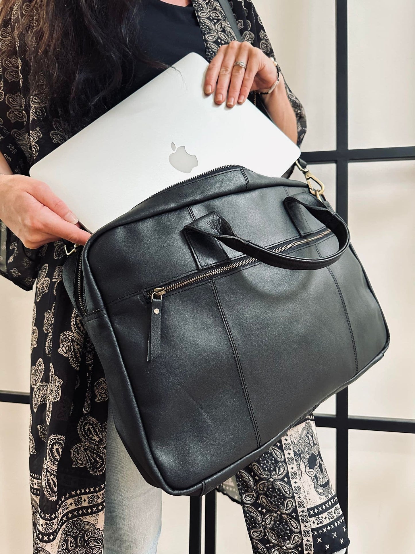 Laptop Black - Soft leather Unisex - VIAMAJA.DK