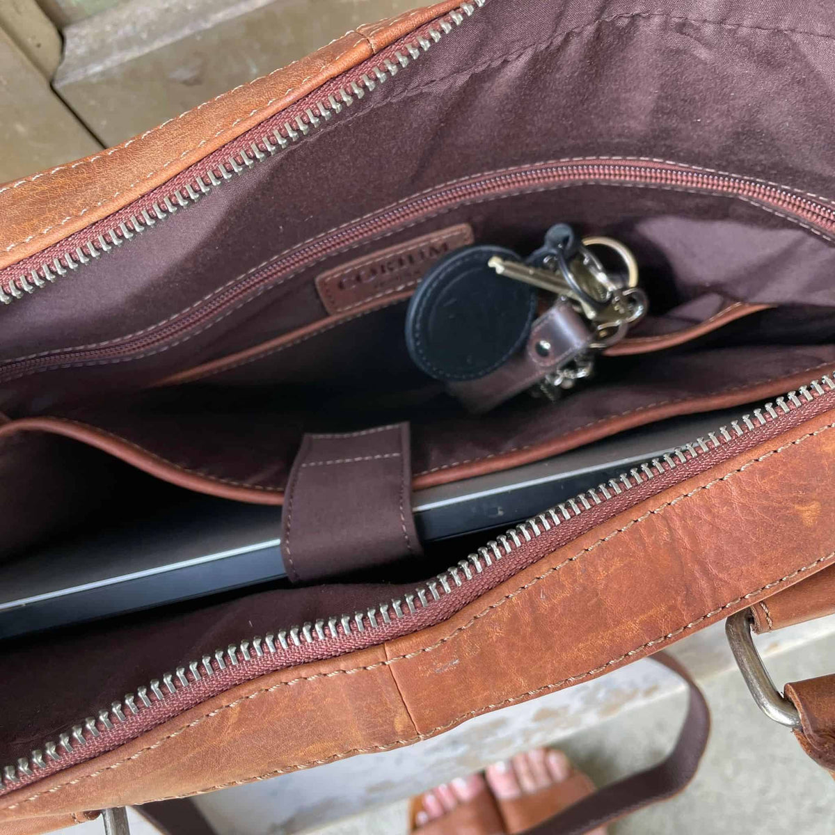 Laptop taske - Cognac recycling - VIAMAJA.DK