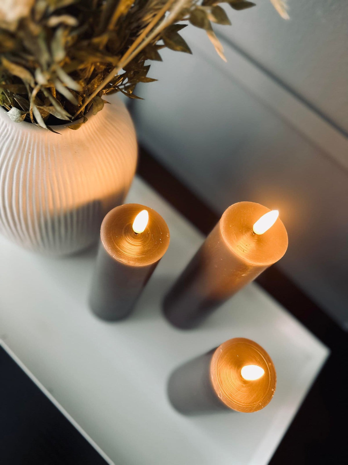 LED Bloklys / Taupe grå 3 stk – Inkl. fjernbetjening - VIAMAJA.DK