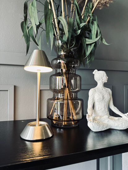 LED bordlampe Silver – genopladelig 2 stk - VIAMAJA.DK
