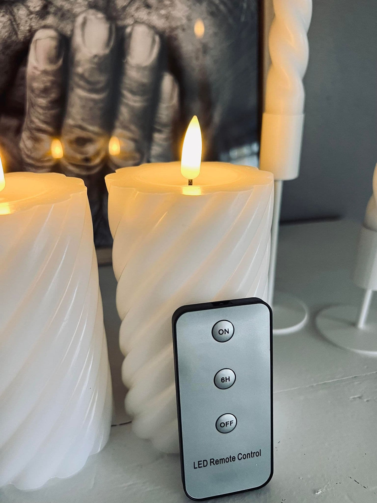 LED Lyspakke med 4 Lys og fjernbetjening - Hvid - VIAMAJA.DK
