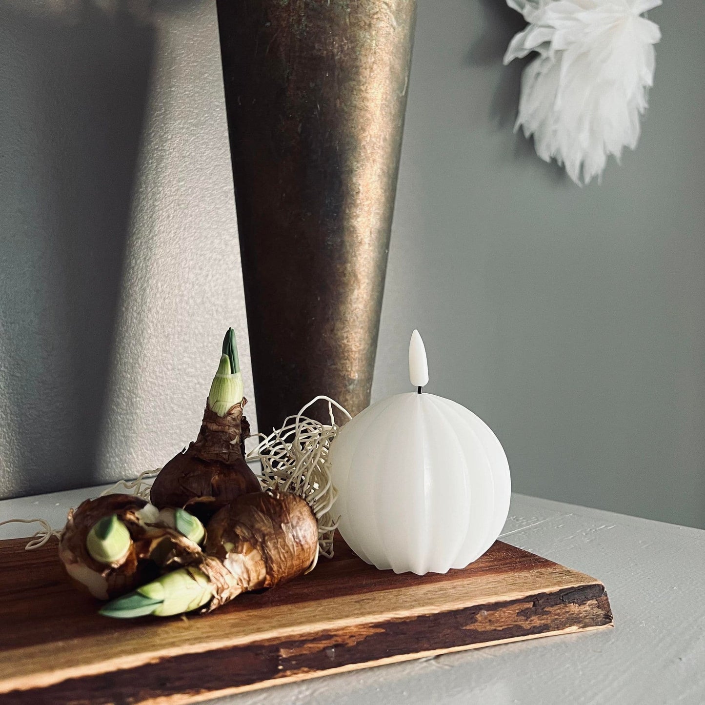 LED Rillet Kugle Lys Ø8 X 8 - Lille - VIAMAJA.DK