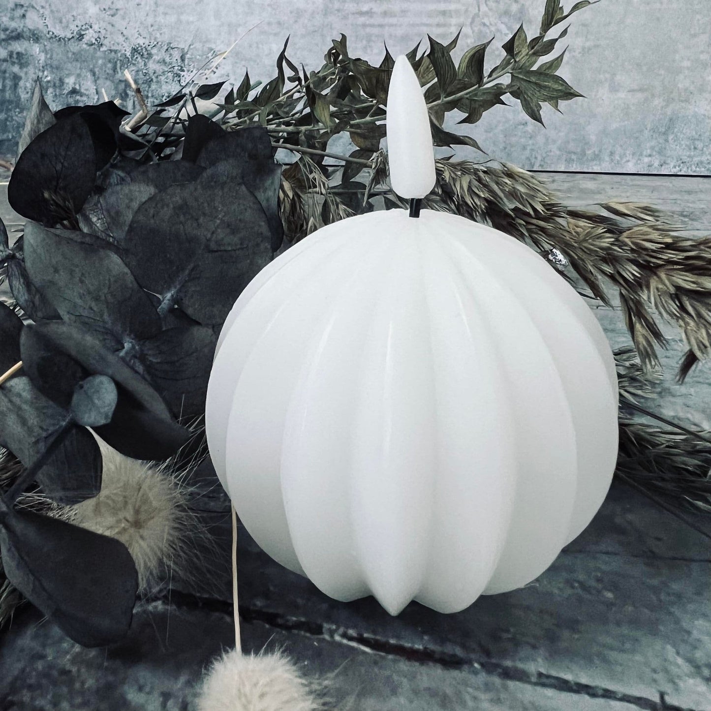 LED Rillet Kugle Lys Ø8 X 8 - Lille - VIAMAJA.DK